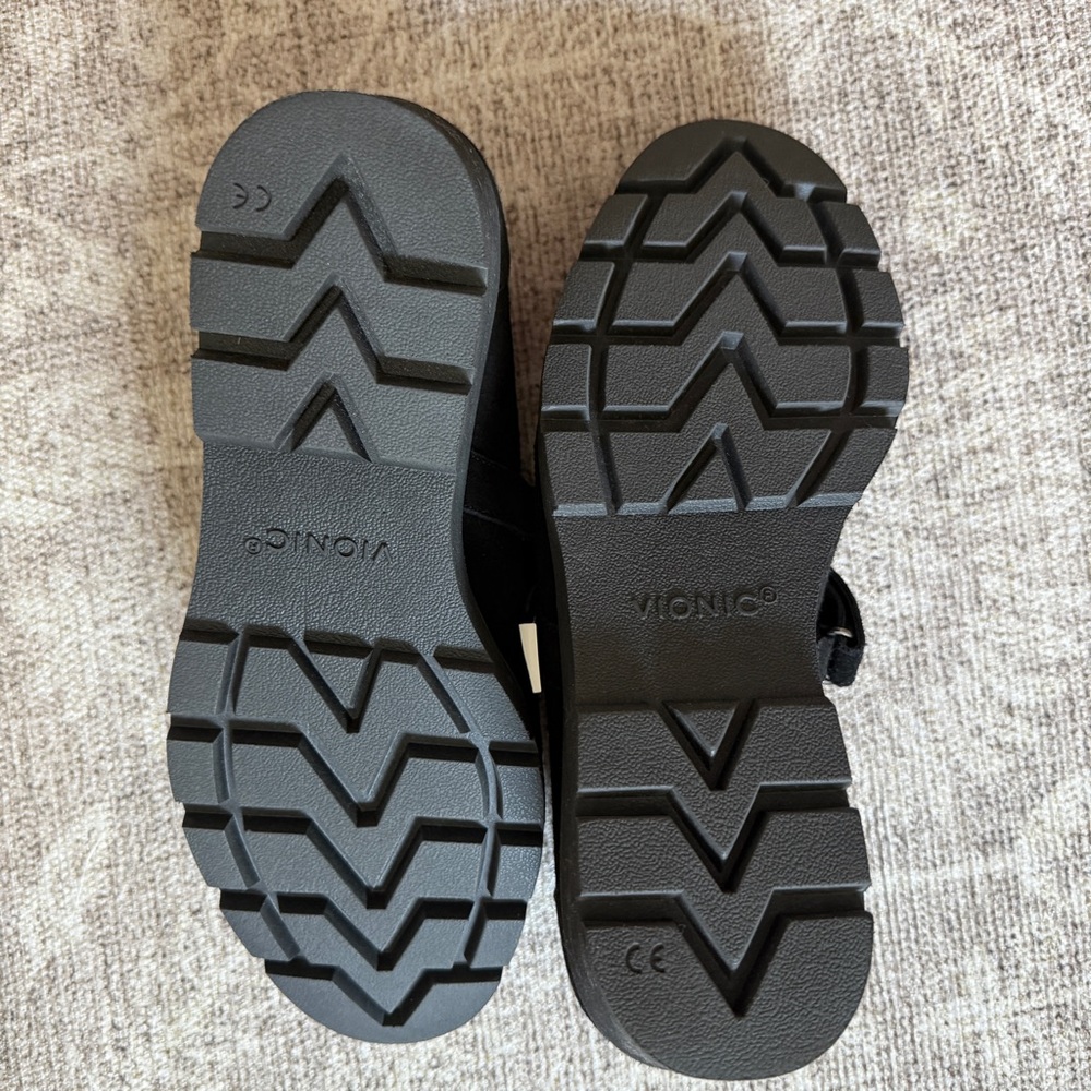 Vionic Black Suede Mary Jane Wedges 10 Wide 
Like New! - Picture 6 of 6